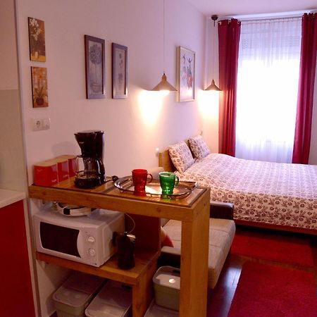 Apartments Antonella ซาเกร็บ ภายนอก รูปภาพ