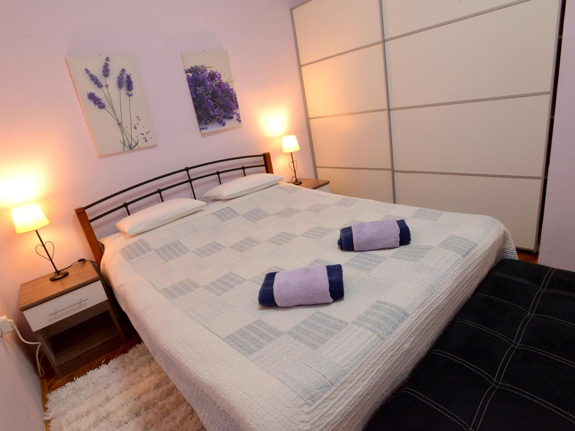 Apartments Antonella ซาเกร็บ ภายนอก รูปภาพ
